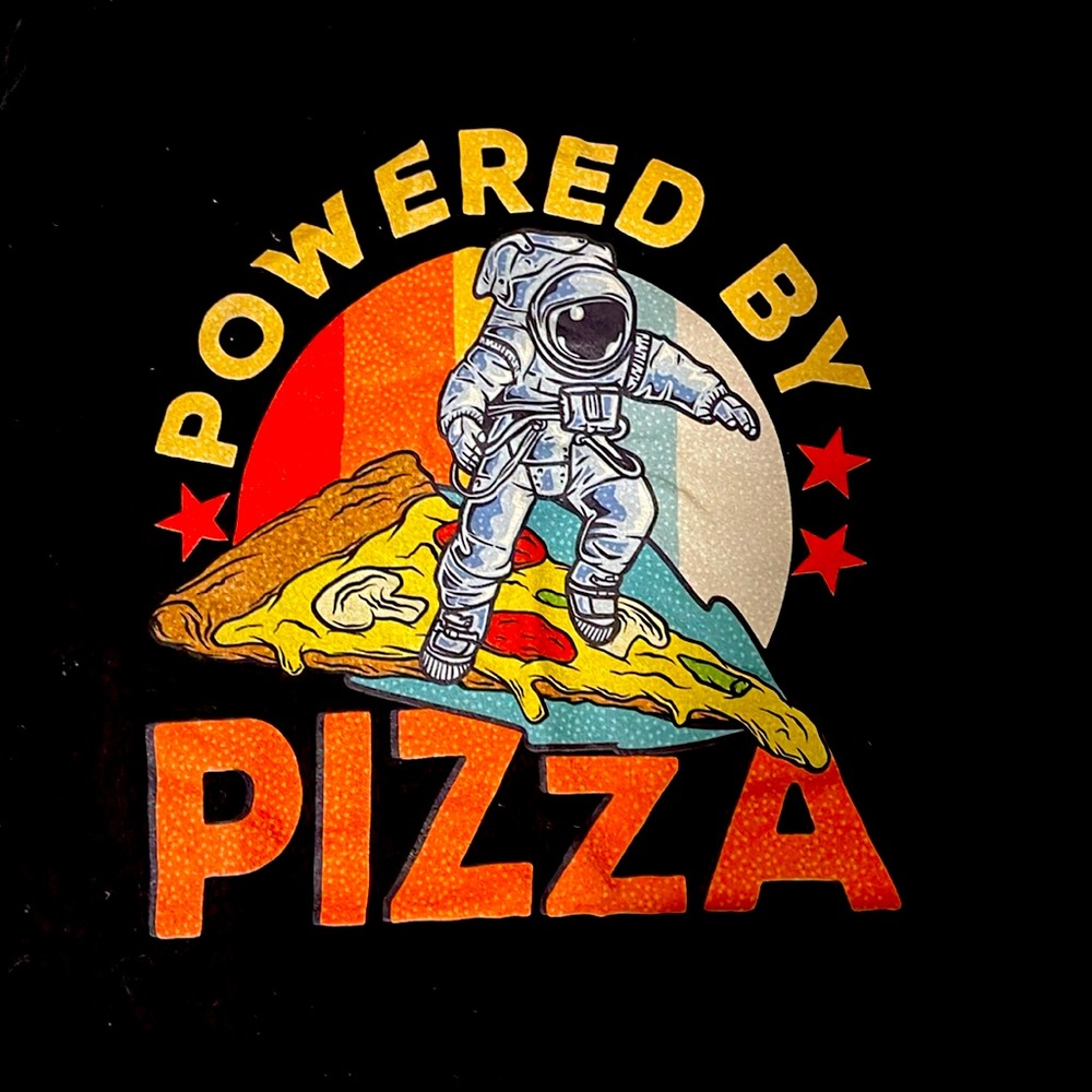 T-shirt Powered by Pizza medium black shirt